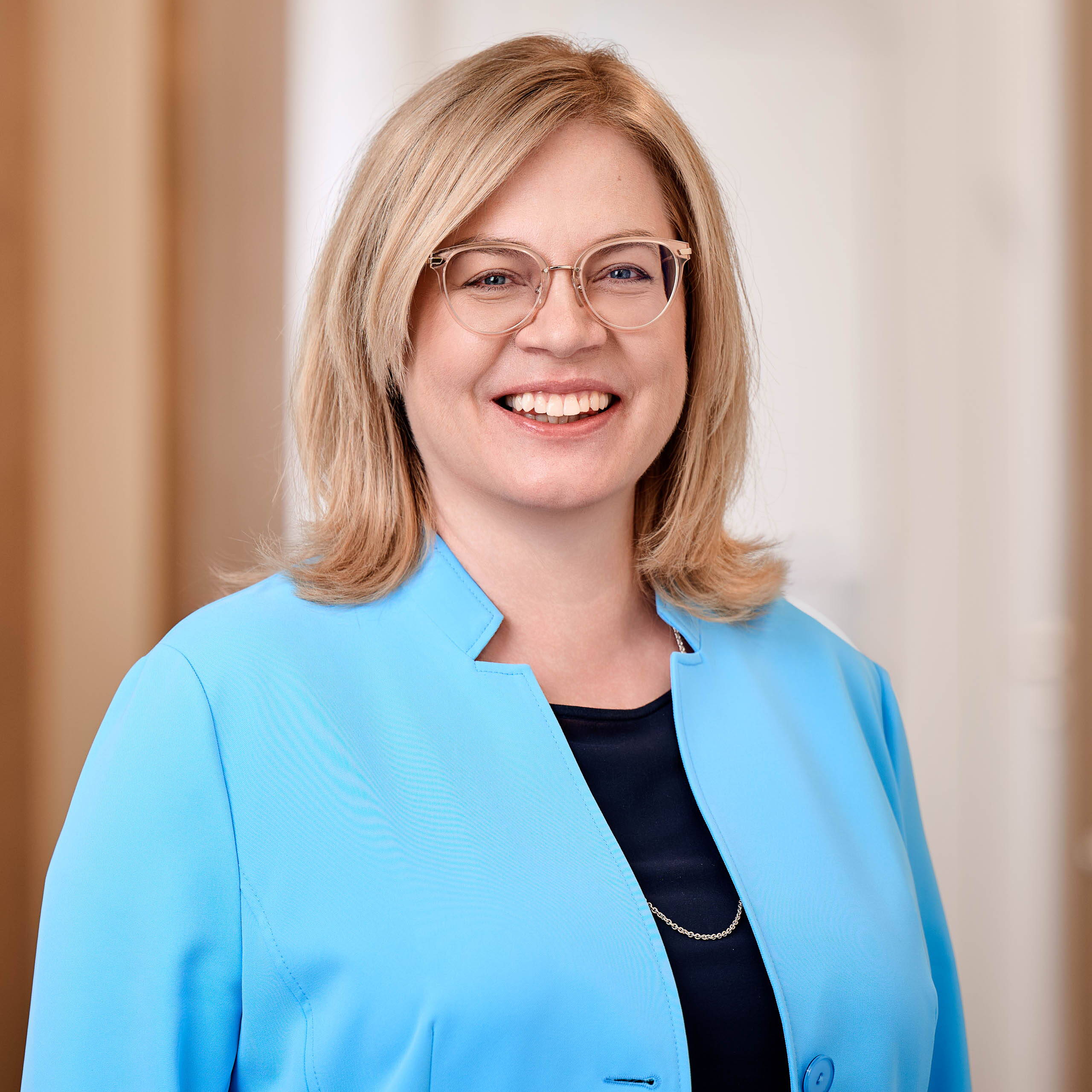 Caroline Cabiallavetta Sisini, Arztsekretärin bei NeuroSpineZürich Portraitfoto von Caroline Cabiallavetta Sisini, Arztsekretärin bei NeuroSpineZürich